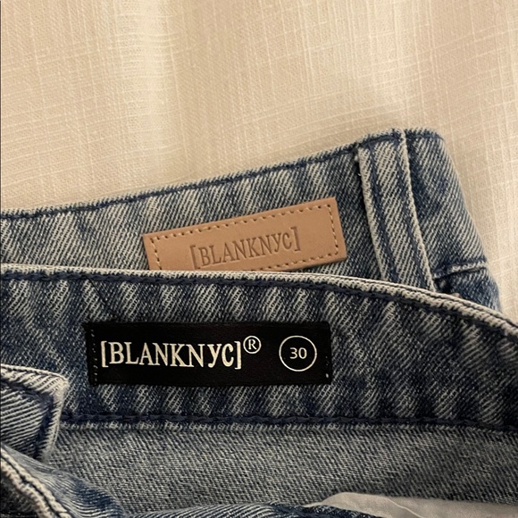 Blank NYC Light Blue Straight Leg Jeans - Picture 2 of 13